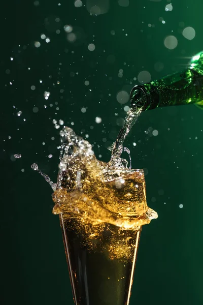 depositphotos_241669390-stock-photo-pouring-beer-glass-splashes-isolated depositphotos_241669390-stock-photo-pouring-beer-glass-splashes-isolated